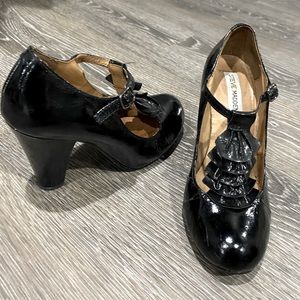 Steve Madden Black Pumps 6